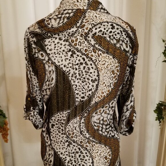 Dress Barn leopard print w pockets button down M - Picture 4 of 5